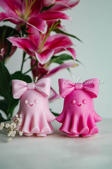 Ghost Bow Soy Candle