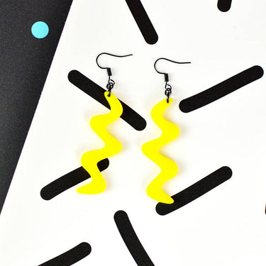 Wiggle Earrings