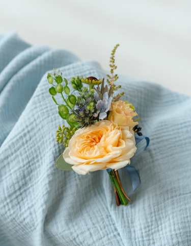 Buttonhole / Lapel Corsage
